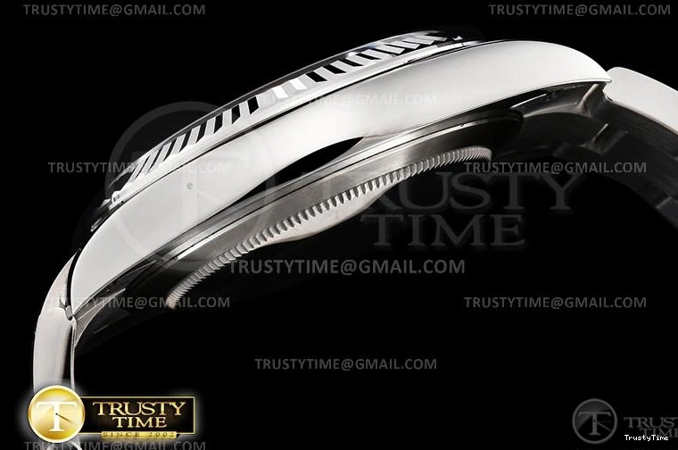 1212 R2DJ0257B – DJ2 41mm Oys Cozy 660